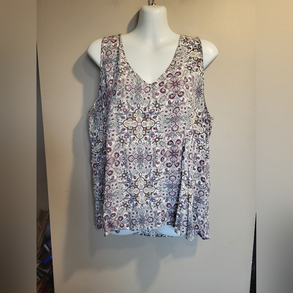 Floral Patterned Sleeveless Top, Size XL